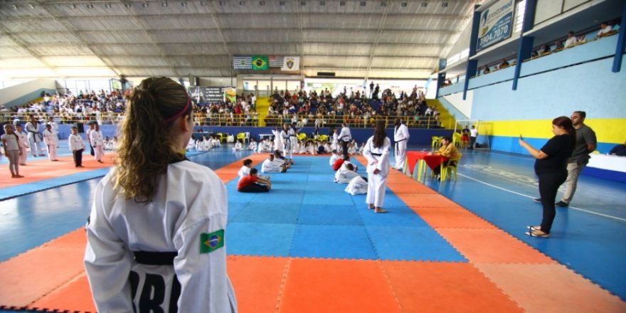 Festa do taekwondo atrai centenas de alunos 1
