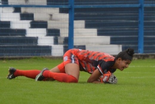 Taubaté Feminino anuncia permanência de jogadoras 15