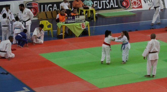 Aulas gratuitas de esporte têm aplicativo em São José 1