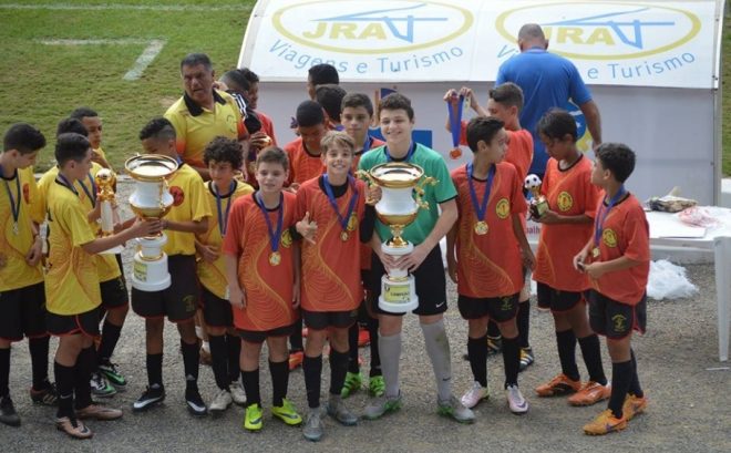 Manthiqueira e Atlético Joseense definem comando 2