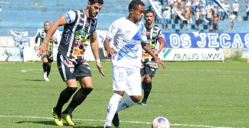 Taubaté marca nos acréscimos e vence de virada 1