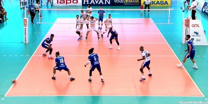 Taubaté Vôlei cumpriu missão no Paraná 1