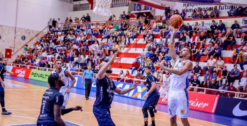 São José Basketball segue sofrendo no NBB 1