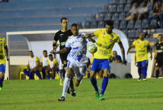 Concorrente do São José deixa o campeonato 12