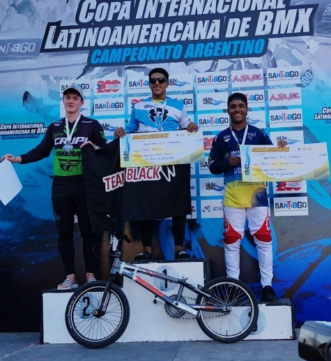 Bicicross joseense marca presença na Argentina 2