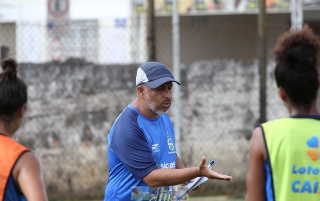 São José feminino folga e técnico comemora década 3
