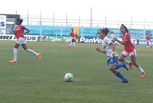 São José Feminino estreia com derrota no Sul 2