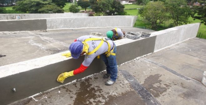 Teatrão segue com obras da troca de cobertura 1