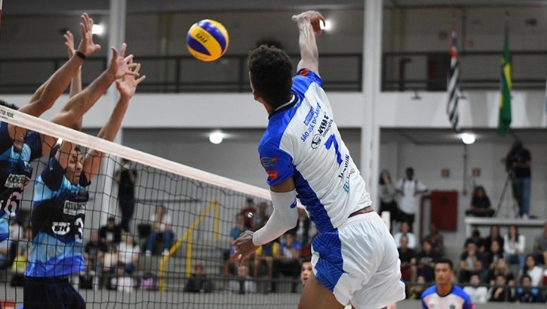 São José Vôlei vence e ultrapassa o adversário 1