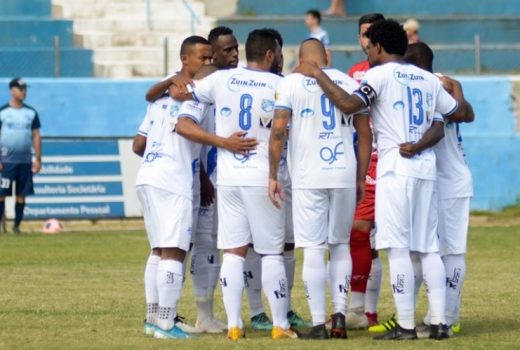 Futebol da região paralisado vê o calendário avançar 7