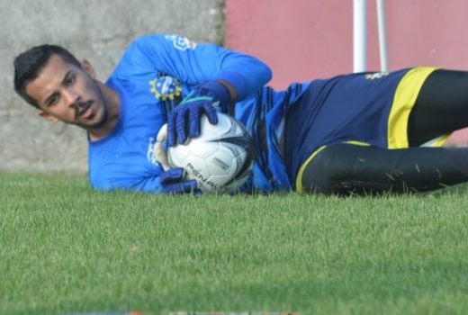 Times de futebol da região suspendem atividades 13