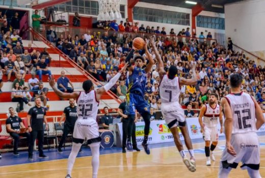 São José Basketball recebe o Mogi das Cruzes 8