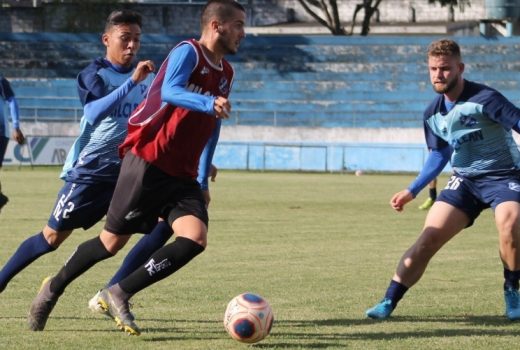 Taubaté movimenta os reservas em jogo-treino 8