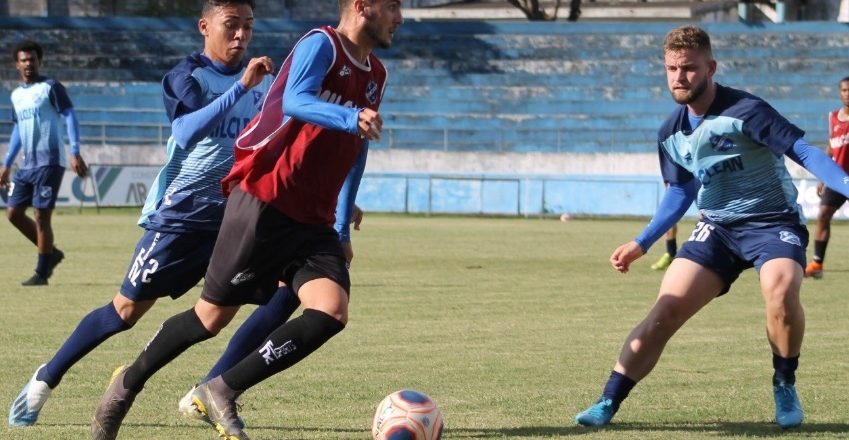 Taubaté movimenta os reservas em jogo-treino 1