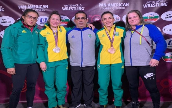 Wrestling joseense volta do Canadá com medalhas 1