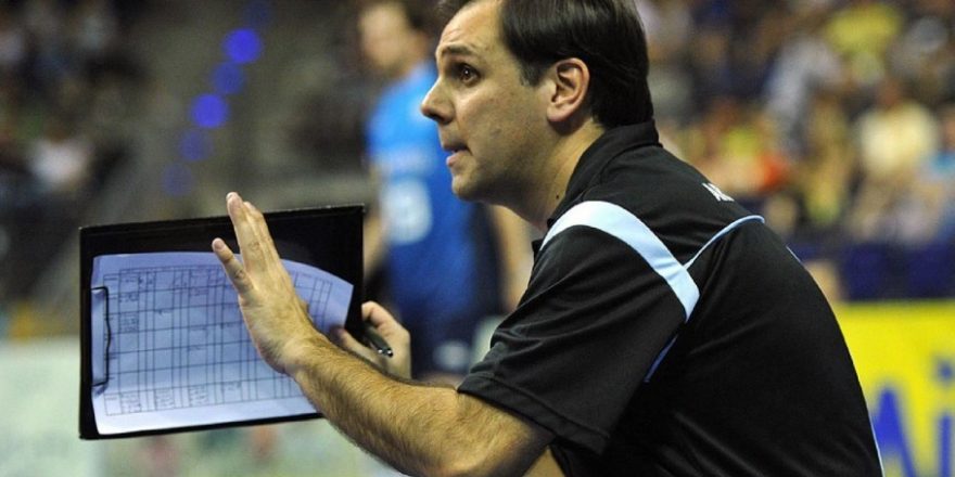 Taubaté Vôlei oficializa contratação do novo técnico 1