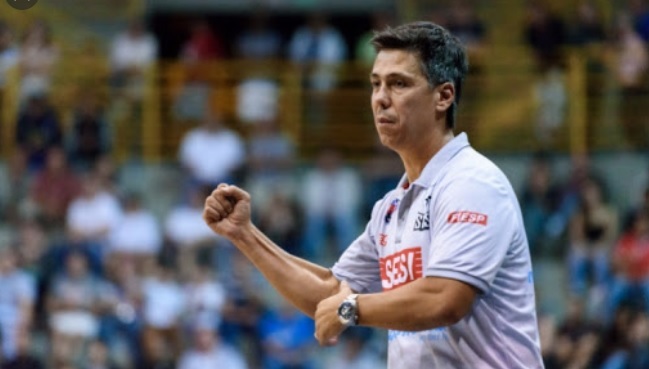 Concorrente do São José Basketball mantém comando 1