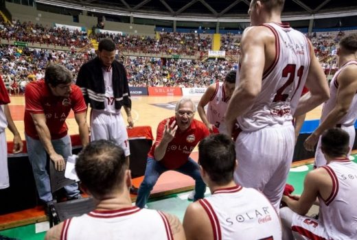 Concorrente do São José Basketball resgata técnico 9