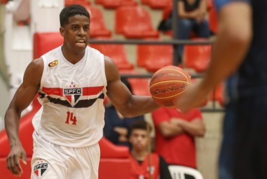 Basquete premia os melhores do último Paulistão 12