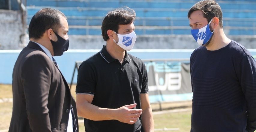 Taubaté contrata e pode confirmar mando de jogos 1