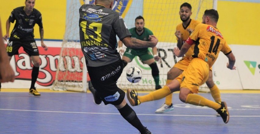 São José Futsal sente a força do líder Magnus 1