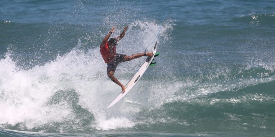 Ubatuba tem último dia do Brasileiro de surfe 1