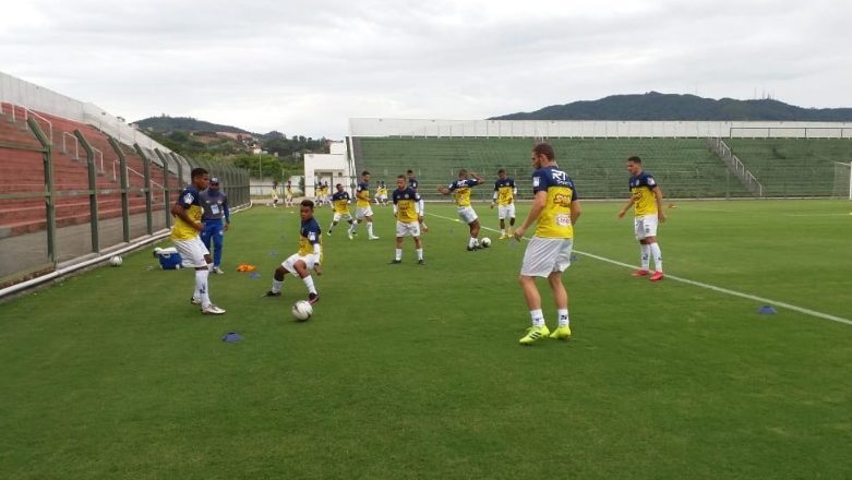 São José e Manthiqueira se enfrentam pela ponta 1