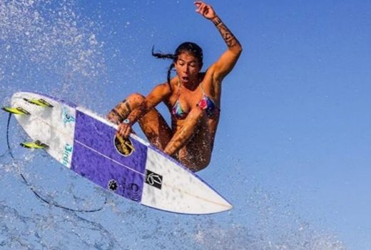 Ubatuba recebe surfistas em etapa do Surf Trip 12