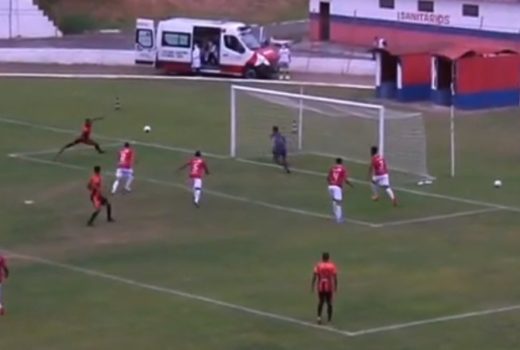 Manthiqueira vira o placar e vence mais uma 1