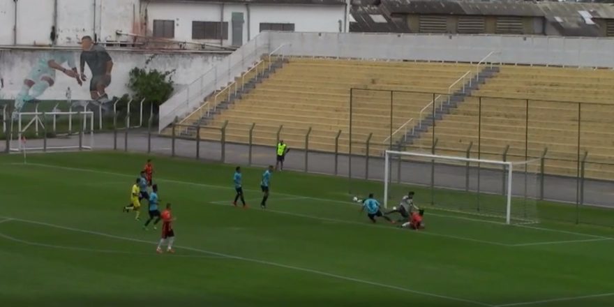 Manthiqueira estreia com vitória e liderança 1