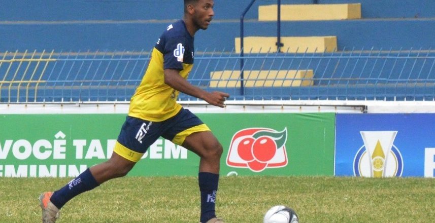 São José anuncia volante como 25º contratado 1