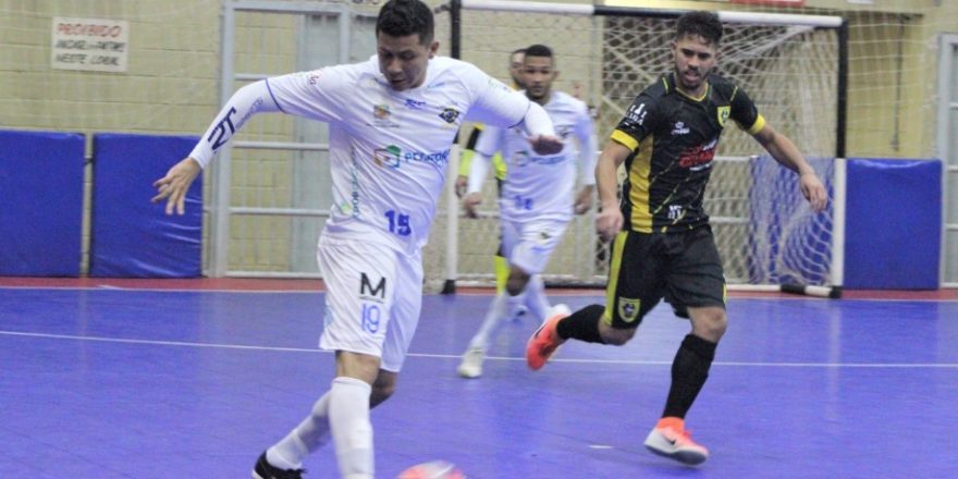 Futsal da região segue com times em dois estaduais 1