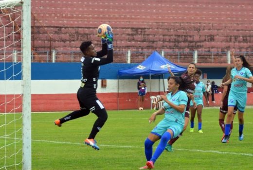Futebol feminino da região fica em situação difícil 3