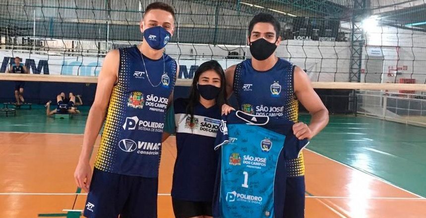 São José Vôlei presenteia atleta com Covid-19 1