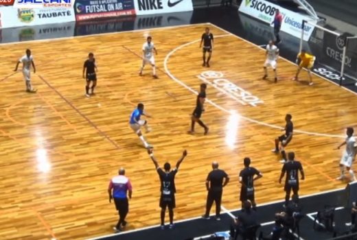Taubaté Futsal fica em desvantagem no mata-mata 16