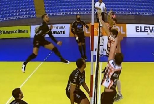 Taubaté Vôlei vira e vence em Santa Catarina 1