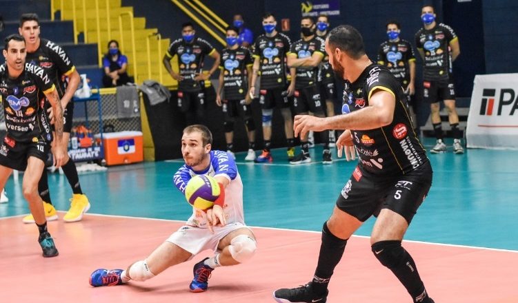 Taubaté Vôlei joga a primeira em casa 1