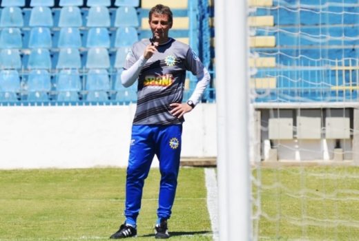 São José sinaliza permanência de técnico campeão 13