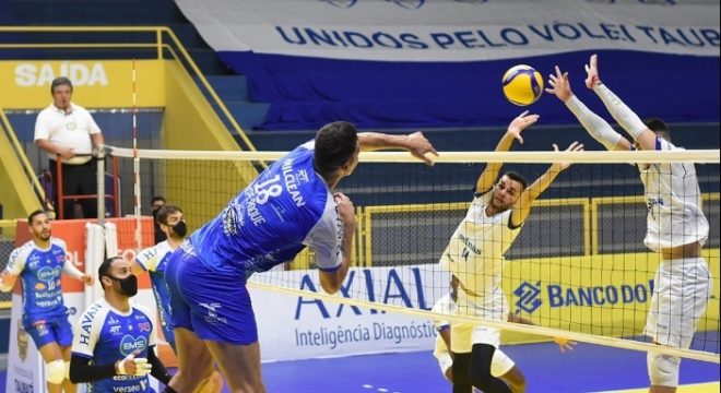 Taubaté Vôlei joga pela décima vitória seguida 1