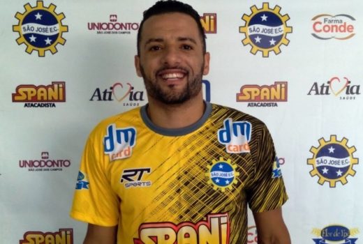 São José confirma mais um e apresenta atacante 7