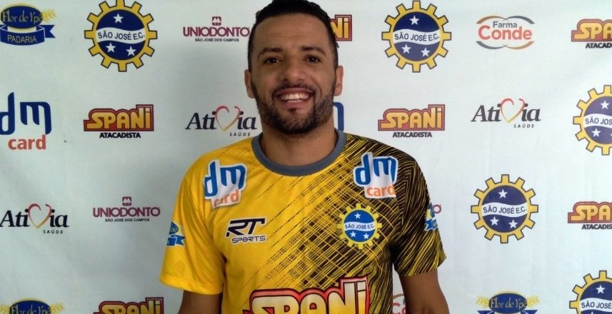 São José confirma mais um e apresenta atacante 1