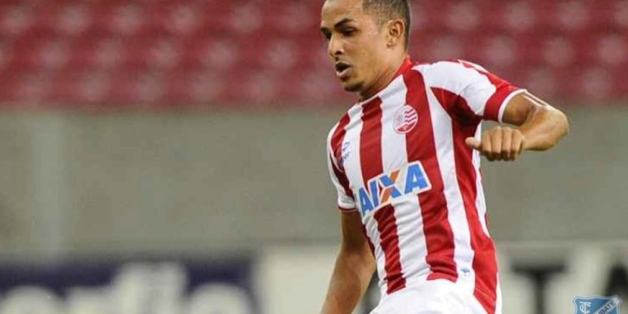 Taubaté apresenta meia como o 10º contratado 1