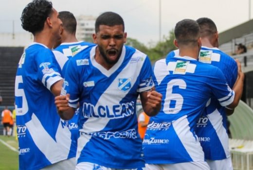 Taubaté reforça projeto para as categorias de base 7