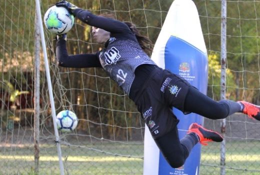 Futebol feminino da região segue renovando contratos 8