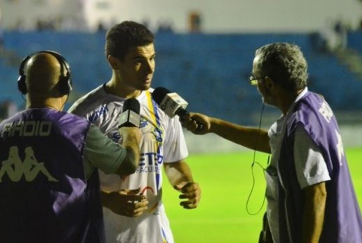 São José poderá ter mais jogadores voltando 7