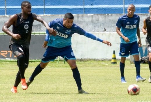 Taubaté vence Resende em treino no Joaquizão 9