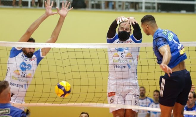 Taubaté Vôlei perde para o tetracampeã Cruzeiro 1