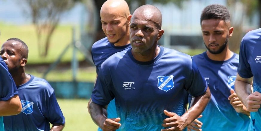 Taubaté ainda quer mais um para fechar elenco 1