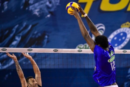 Taubaté Vôlei vê líder Cruzeiro ampliar vantagem 9