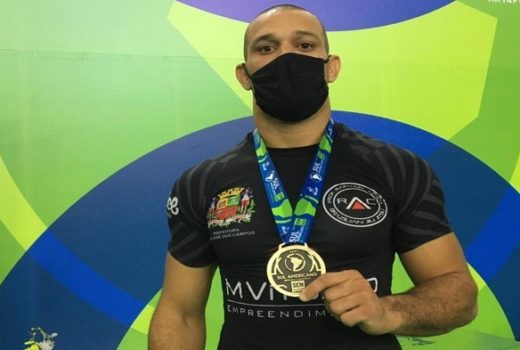 Lutador joseense ganha bronze em Sul-Americano 10